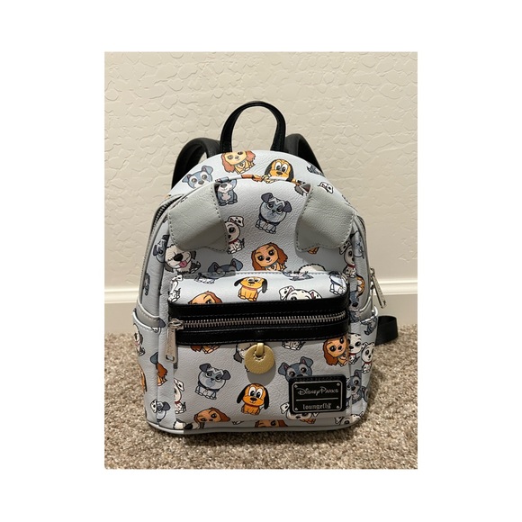fly lounge bags